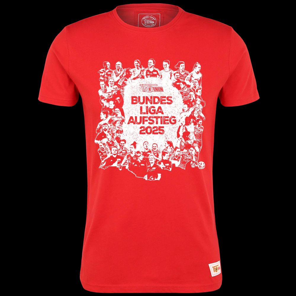 Rotes T-Shirt mit dem Aufdruck "BUNDES LIGA AUFSTIEG 2025" und Bildern von Spielern in einer Collage.
